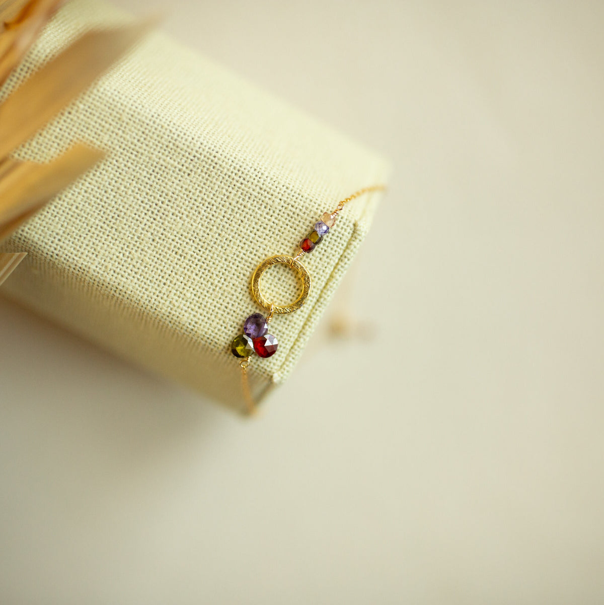 Adjustable Solara gemstone bracelet in 14k gold vermeil, slider clasp - Everlyne (view 11)
