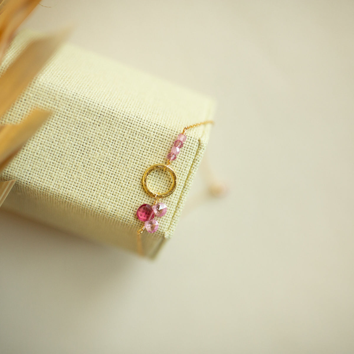 Adjustable Solara gemstone bracelet in 14k gold vermeil, slider clasp - Everlyne (view 8)