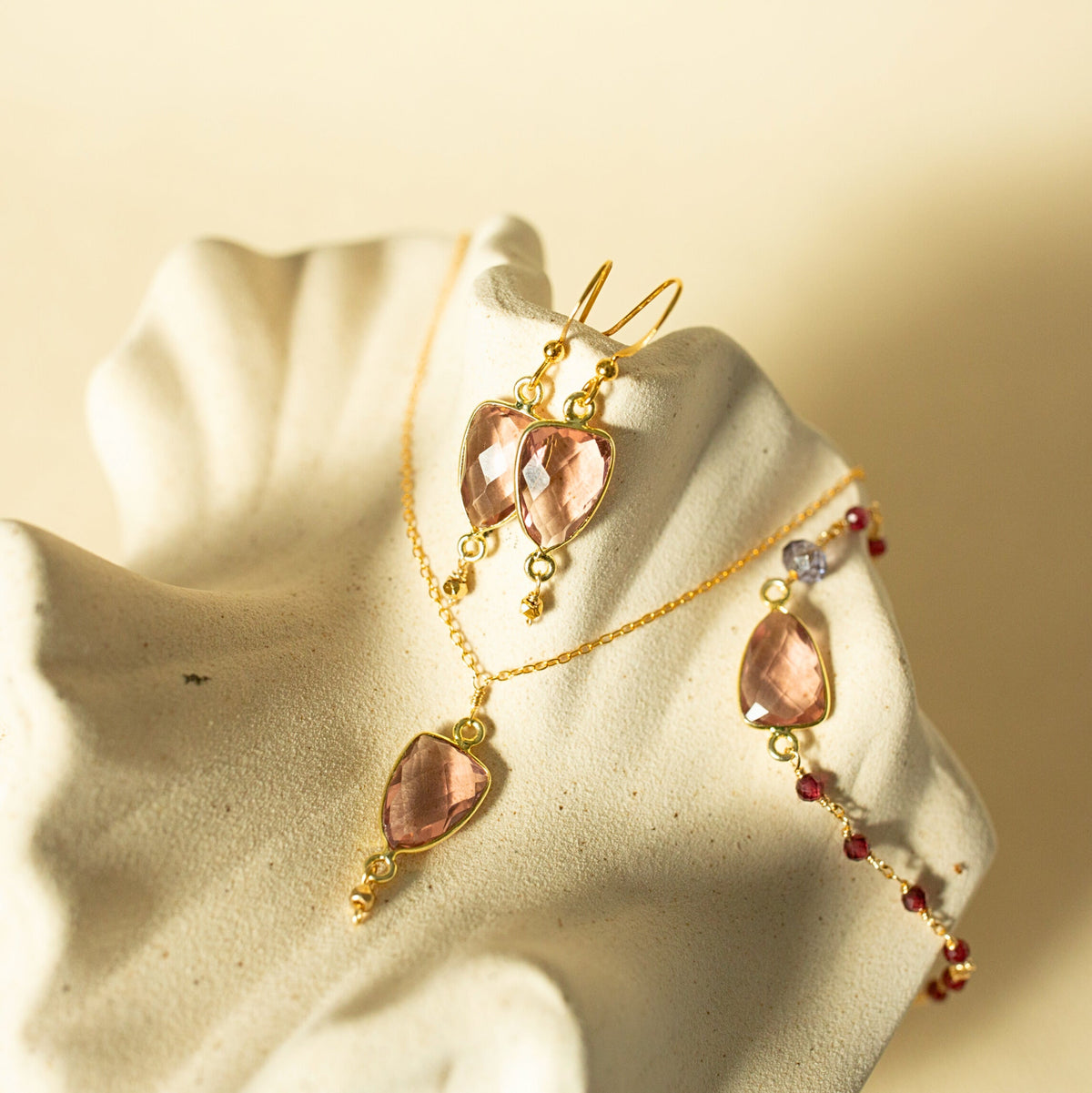 Natural gemstone Isla pendant necklace in 14k gold vermeil, handmade in the USA - Everlyne (view 8)