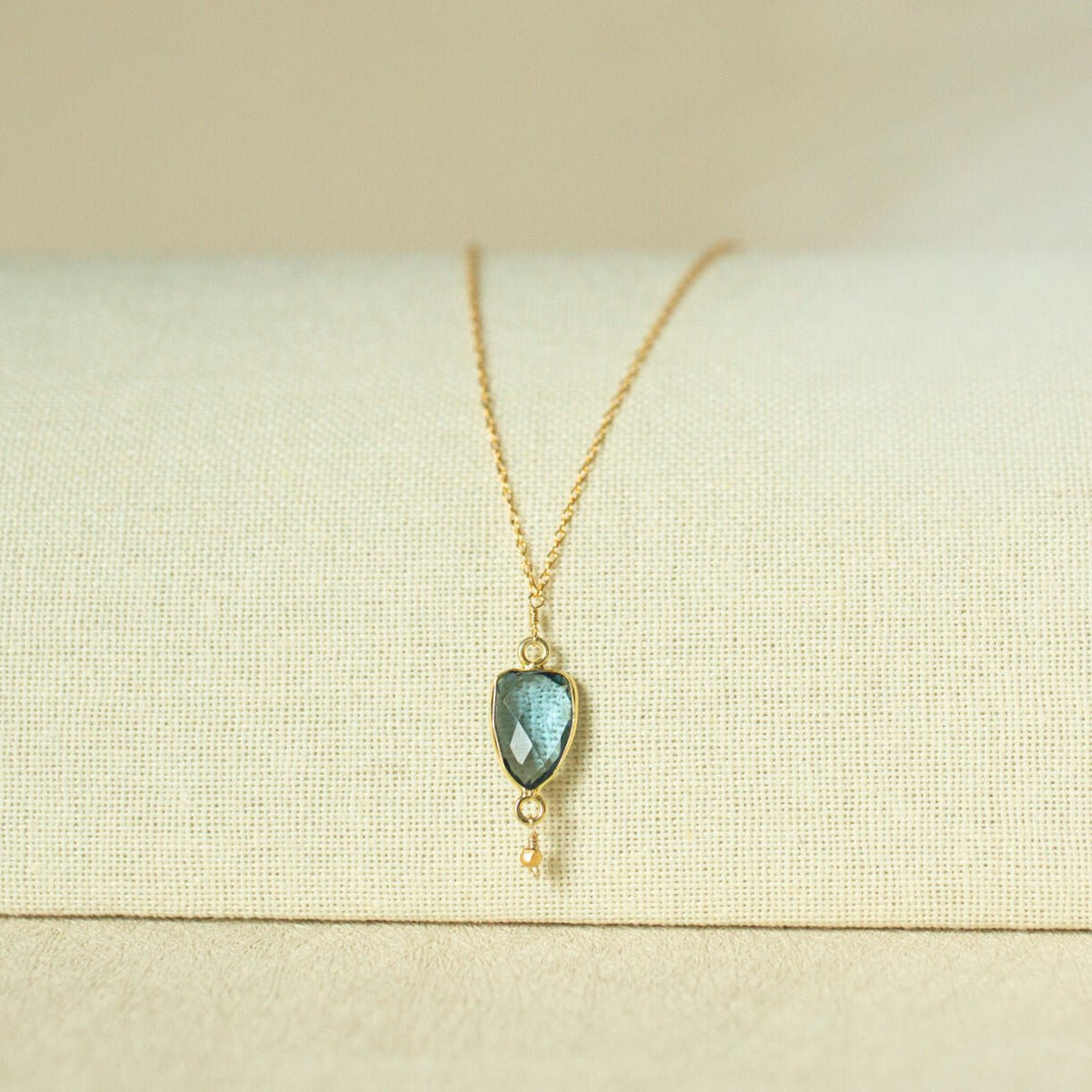 London Blue quartz Isla pendant necklace in rhodium-plated silver, handmade in the USA - Everlyne (view 5)